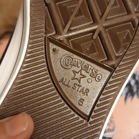 ☆SOLD☆Converse All☆Star 💋 - Picture 4 of 5